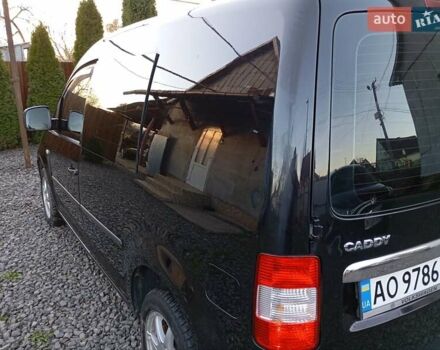Черный Фольксваген Кадди, объемом двигателя 2 л и пробегом 438 тыс. км за 5500 $, фото 6 на Automoto.ua