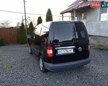 Черный Фольксваген Кадди, объемом двигателя 2 л и пробегом 438 тыс. км за 5500 $, фото 19 на Automoto.ua