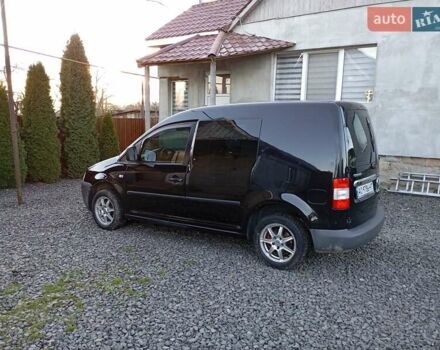Черный Фольксваген Кадди, объемом двигателя 2 л и пробегом 438 тыс. км за 5500 $, фото 20 на Automoto.ua