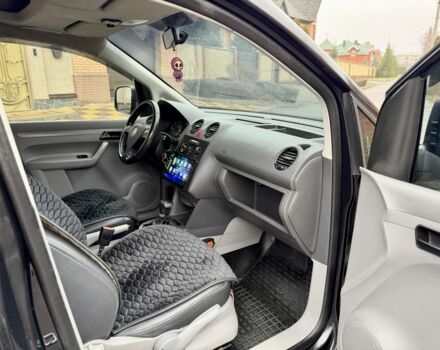 Черный Фольксваген Кадди, объемом двигателя 1.9 л и пробегом 270 тыс. км за 7999 $, фото 19 на Automoto.ua