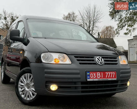 Черный Фольксваген Кадди, объемом двигателя 1.6 л и пробегом 233 тыс. км за 7650 $, фото 4 на Automoto.ua
