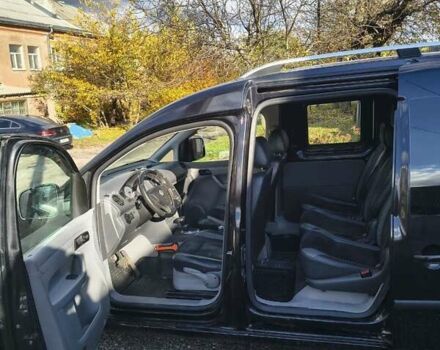 Черный Фольксваген Кадди, объемом двигателя 1.9 л и пробегом 270 тыс. км за 5200 $, фото 5 на Automoto.ua