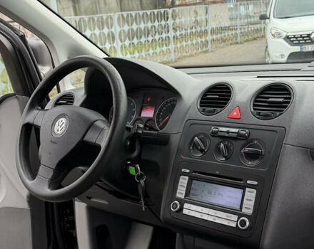 Черный Фольксваген Кадди, объемом двигателя 1.6 л и пробегом 233 тыс. км за 7650 $, фото 50 на Automoto.ua