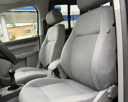 Черный Фольксваген Кадди, объемом двигателя 1.6 л и пробегом 233 тыс. км за 7650 $, фото 39 на Automoto.ua