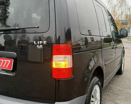 Черный Фольксваген Кадди, объемом двигателя 1.6 л и пробегом 233 тыс. км за 7650 $, фото 33 на Automoto.ua