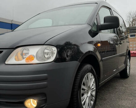 Черный Фольксваген Кадди, объемом двигателя 1.6 л и пробегом 233 тыс. км за 7650 $, фото 27 на Automoto.ua