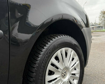 Черный Фольксваген Кадди, объемом двигателя 1.6 л и пробегом 233 тыс. км за 7650 $, фото 34 на Automoto.ua