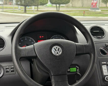 Черный Фольксваген Кадди, объемом двигателя 1.6 л и пробегом 233 тыс. км за 7650 $, фото 56 на Automoto.ua