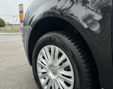 Черный Фольксваген Кадди, объемом двигателя 1.6 л и пробегом 233 тыс. км за 7650 $, фото 28 на Automoto.ua