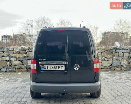 Черный Фольксваген Кадди, объемом двигателя 1.9 л и пробегом 330 тыс. км за 7200 $, фото 3 на Automoto.ua