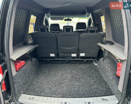 Черный Фольксваген Кадди, объемом двигателя 1.9 л и пробегом 330 тыс. км за 7200 $, фото 11 на Automoto.ua