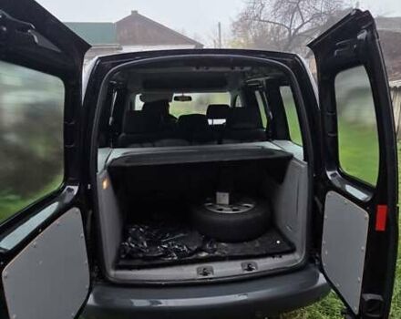 Чорний Фольксваген Кадді, об'ємом двигуна 1.4 л та пробігом 142 тис. км за 8000 $, фото 8 на Automoto.ua