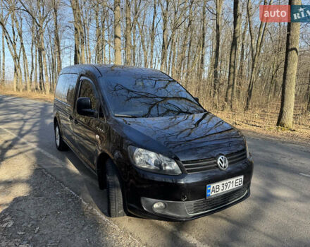 Черный Фольксваген Кадди, объемом двигателя 1.6 л и пробегом 265 тыс. км за 8700 $, фото 6 на Automoto.ua