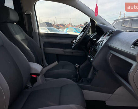 Чорний Фольксваген Кадді, об'ємом двигуна 1.6 л та пробігом 269 тис. км за 8500 $, фото 17 на Automoto.ua