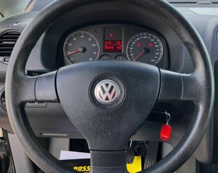 Черный Фольксваген Кадди, объемом двигателя 1.6 л и пробегом 269 тыс. км за 8500 $, фото 10 на Automoto.ua