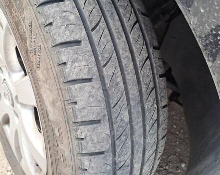 Черный Фольксваген Кадди, объемом двигателя 1.6 л и пробегом 217 тыс. км за 9999 $, фото 18 на Automoto.ua