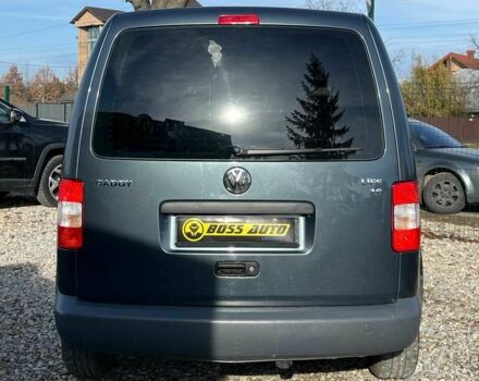 Черный Фольксваген Кадди, объемом двигателя 1.6 л и пробегом 269 тыс. км за 8500 $, фото 5 на Automoto.ua