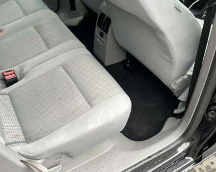 Черный Фольксваген Кадди, объемом двигателя 1.6 л и пробегом 232 тыс. км за 7650 $, фото 24 на Automoto.ua