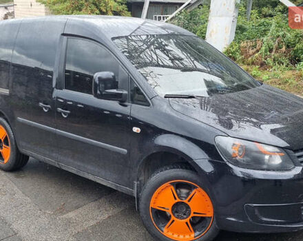 Черный Фольксваген Кадди, объемом двигателя 1.6 л и пробегом 250 тыс. км за 7700 $, фото 25 на Automoto.ua