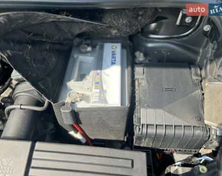 Черный Фольксваген Кадди, объемом двигателя 1.6 л и пробегом 250 тыс. км за 7700 $, фото 1 на Automoto.ua