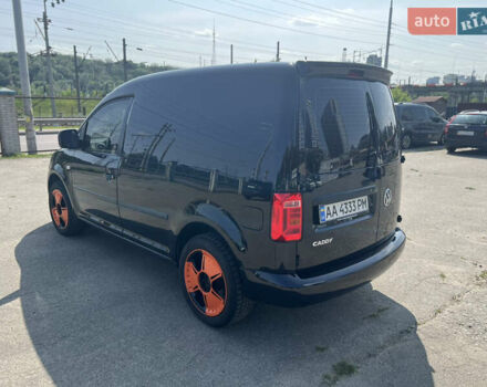 Черный Фольксваген Кадди, объемом двигателя 1.6 л и пробегом 250 тыс. км за 7700 $, фото 21 на Automoto.ua