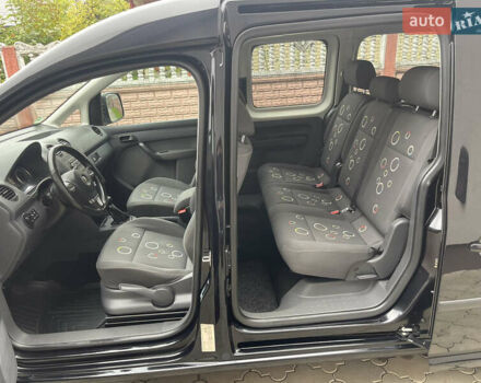 Черный Фольксваген Кадди, объемом двигателя 2 л и пробегом 101 тыс. км за 9999 $, фото 10 на Automoto.ua