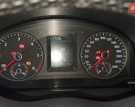 Чорний Фольксваген Кадді, об'ємом двигуна 1.6 л та пробігом 286 тис. км за 9500 $, фото 10 на Automoto.ua