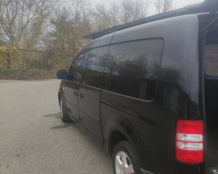 Черный Фольксваген Кадди, объемом двигателя 1.6 л и пробегом 340 тыс. км за 9200 $, фото 11 на Automoto.ua