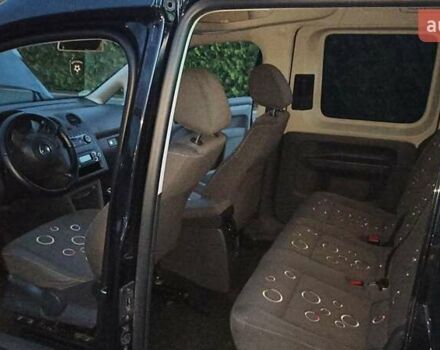 Чорний Фольксваген Кадді, об'ємом двигуна 1.6 л та пробігом 286 тис. км за 9500 $, фото 11 на Automoto.ua