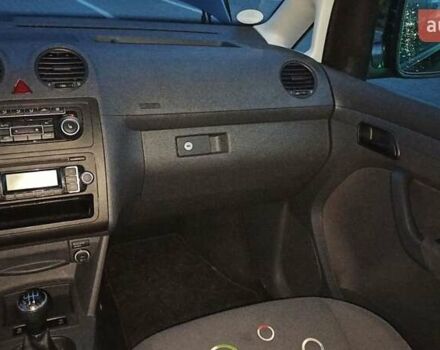 Чорний Фольксваген Кадді, об'ємом двигуна 1.6 л та пробігом 286 тис. км за 9500 $, фото 13 на Automoto.ua