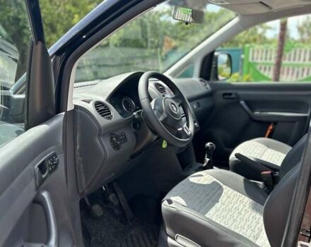 Черный Фольксваген Кадди, объемом двигателя 1.6 л и пробегом 249 тыс. км за 10199 $, фото 20 на Automoto.ua