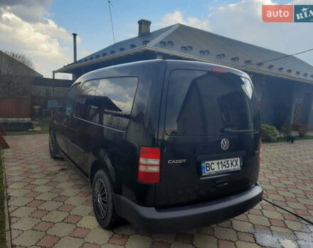 Черный Фольксваген Кадди, объемом двигателя 1.6 л и пробегом 236 тыс. км за 9300 $, фото 3 на Automoto.ua