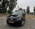Черный Фольксваген Кадди, объемом двигателя 1.6 л и пробегом 265 тыс. км за 8294 $, фото 1 на Automoto.ua