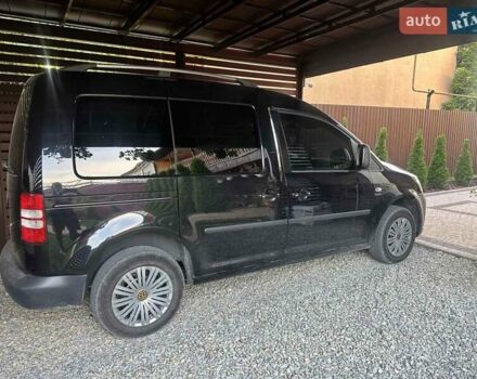 Чорний Фольксваген Кадді, об'ємом двигуна 1.6 л та пробігом 231 тис. км за 9800 $, фото 12 на Automoto.ua