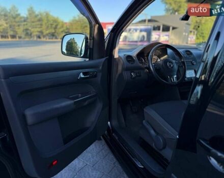 Черный Фольксваген Кадди, объемом двигателя 2 л и пробегом 197 тыс. км за 14200 $, фото 15 на Automoto.ua