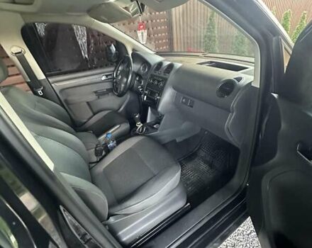 Чорний Фольксваген Кадді, об'ємом двигуна 1.6 л та пробігом 231 тис. км за 9800 $, фото 2 на Automoto.ua