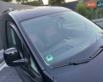 Черный Фольксваген Кадди, объемом двигателя 2 л и пробегом 197 тыс. км за 14200 $, фото 9 на Automoto.ua