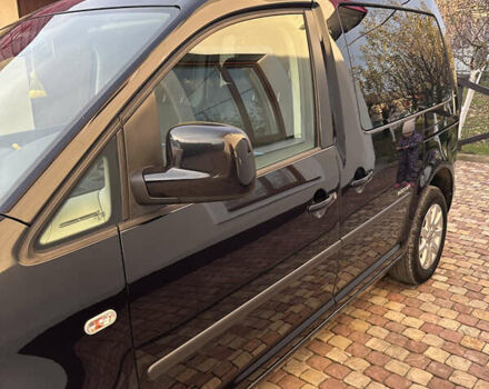 Черный Фольксваген Кадди, объемом двигателя 1.6 л и пробегом 238 тыс. км за 11300 $, фото 17 на Automoto.ua