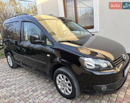 Черный Фольксваген Кадди, объемом двигателя 1.6 л и пробегом 238 тыс. км за 11300 $, фото 15 на Automoto.ua