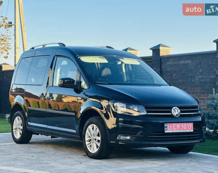 Черный Фольксваген Кадди, объемом двигателя 2 л и пробегом 192 тыс. км за 15950 $, фото 11 на Automoto.ua