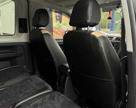 Чорний Фольксваген Кадді, об'ємом двигуна 1.97 л та пробігом 272 тис. км за 16000 $, фото 50 на Automoto.ua