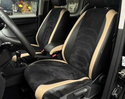 Чорний Фольксваген Кадді, об'ємом двигуна 1.97 л та пробігом 272 тис. км за 16000 $, фото 23 на Automoto.ua