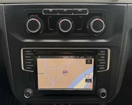 Чорний Фольксваген Кадді, об'ємом двигуна 1.97 л та пробігом 272 тис. км за 16000 $, фото 48 на Automoto.ua