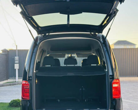 Черный Фольксваген Кадди, объемом двигателя 2 л и пробегом 192 тыс. км за 15950 $, фото 57 на Automoto.ua