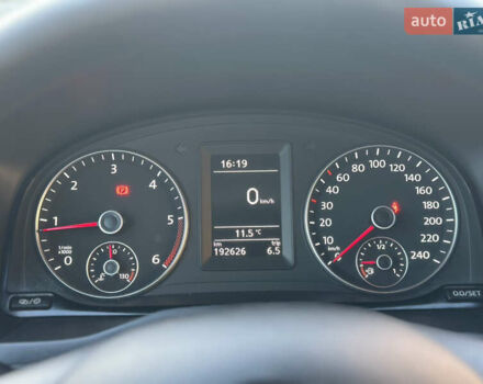 Черный Фольксваген Кадди, объемом двигателя 2 л и пробегом 192 тыс. км за 15950 $, фото 28 на Automoto.ua