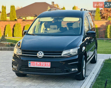 Черный Фольксваген Кадди, объемом двигателя 2 л и пробегом 192 тыс. км за 15950 $, фото 3 на Automoto.ua