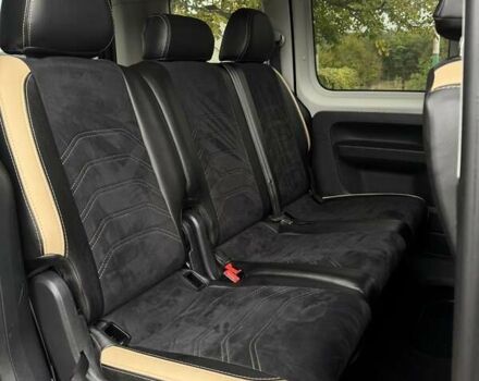 Чорний Фольксваген Кадді, об'ємом двигуна 1.97 л та пробігом 272 тис. км за 16000 $, фото 33 на Automoto.ua