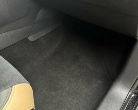 Чорний Фольксваген Кадді, об'ємом двигуна 1.97 л та пробігом 272 тис. км за 16000 $, фото 15 на Automoto.ua