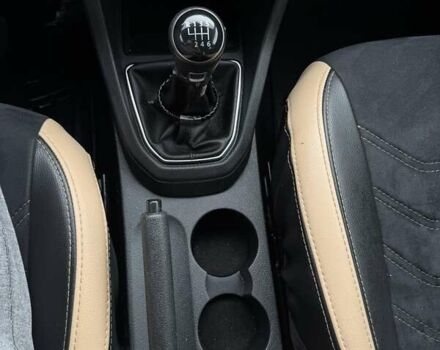 Чорний Фольксваген Кадді, об'ємом двигуна 1.97 л та пробігом 272 тис. км за 16000 $, фото 42 на Automoto.ua