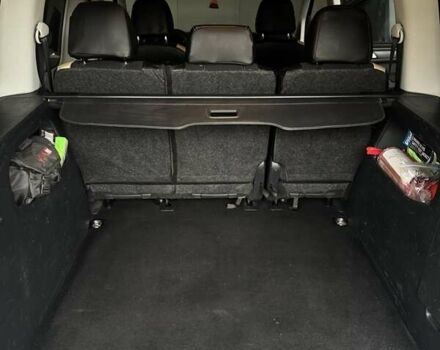 Чорний Фольксваген Кадді, об'ємом двигуна 1.97 л та пробігом 272 тис. км за 16000 $, фото 14 на Automoto.ua